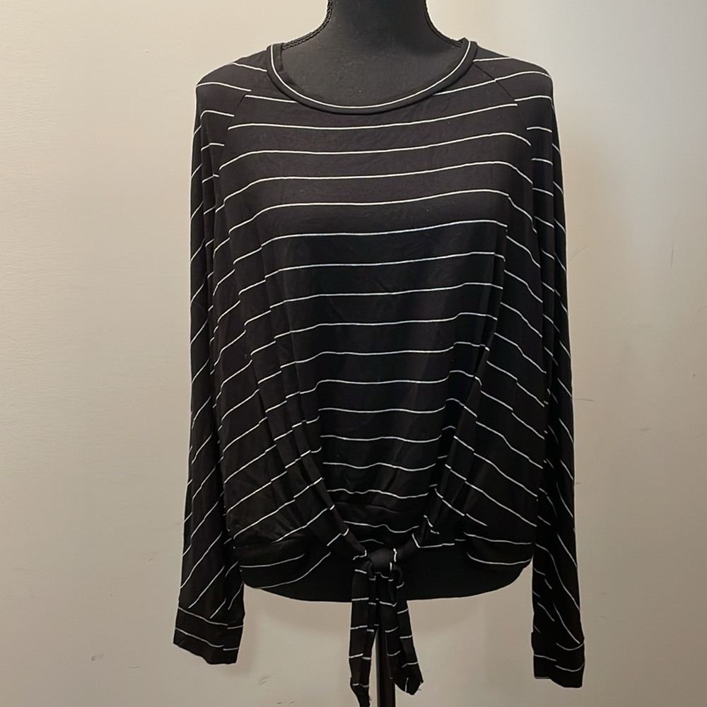 Belle du Jour Fine Knit Top Size L Black White Stripes Tie Detail Minimalist
